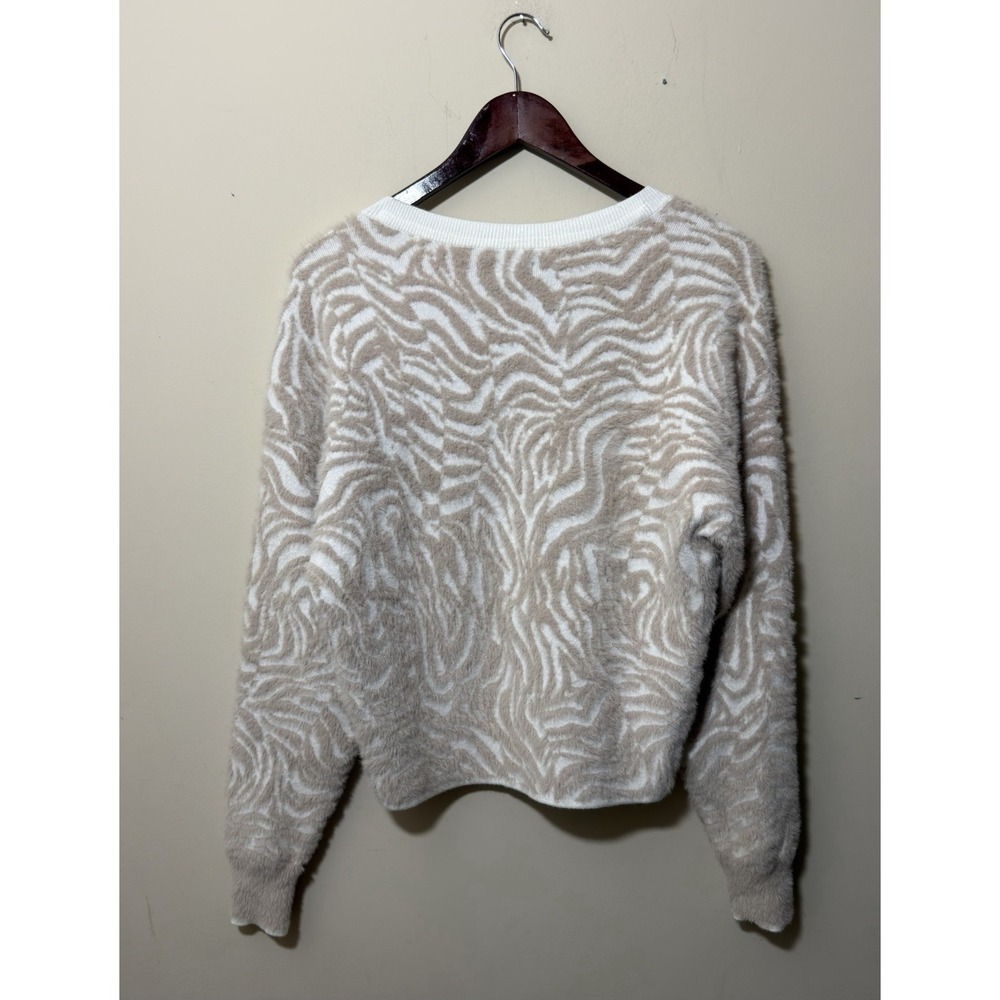 Pilcro Anthropologie Women's Sweater White Beige Fuzzy Soft Animal Print Small - Picture 3 of 8